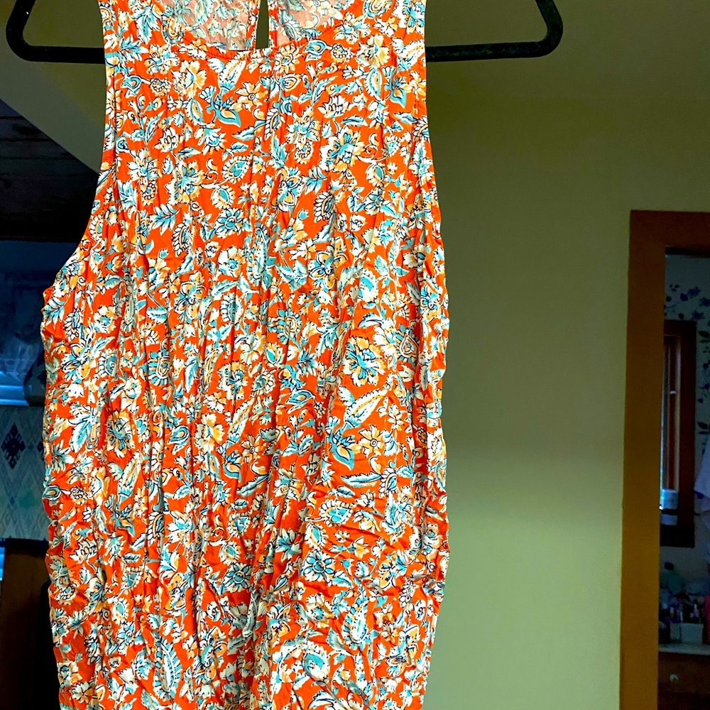 NWOT Summer Floral Tank